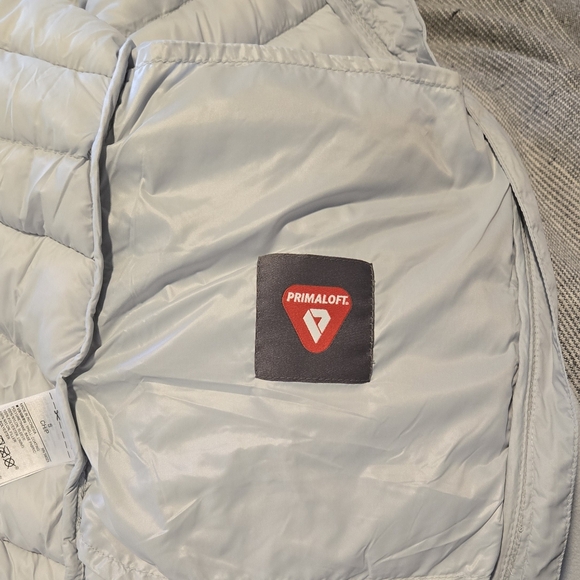 GAP primaloft performance fleece zip puffer jacket - Picture 5 of 6